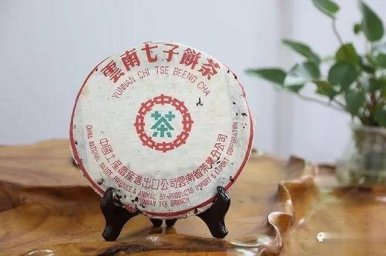 中期普洱茶将迎来新的增长周期，我们拭
